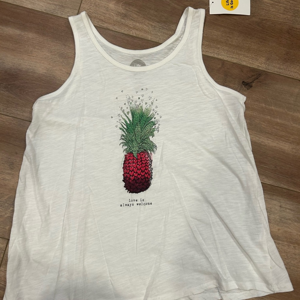New with tags!  Life is Good Tank Top Size XS